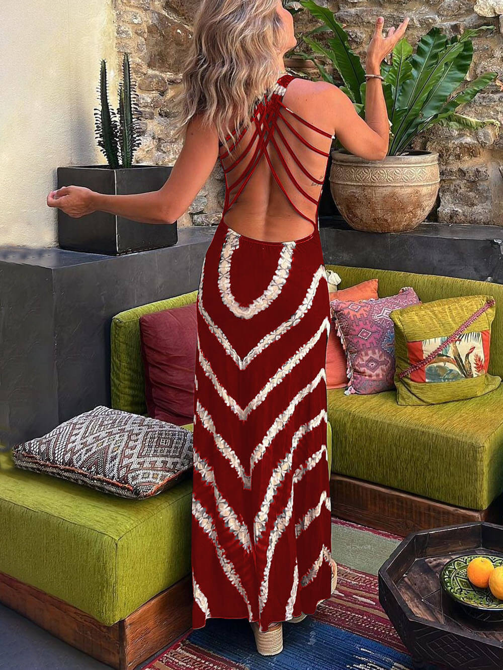 Long stretch dress with wave print