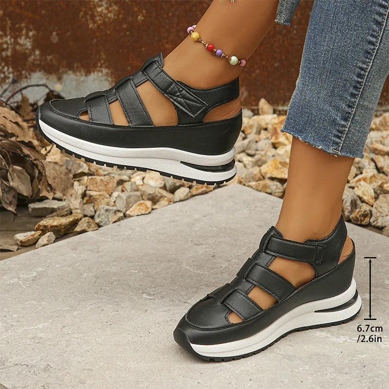 Women's orthopedic sandals with Velcro and closed toes