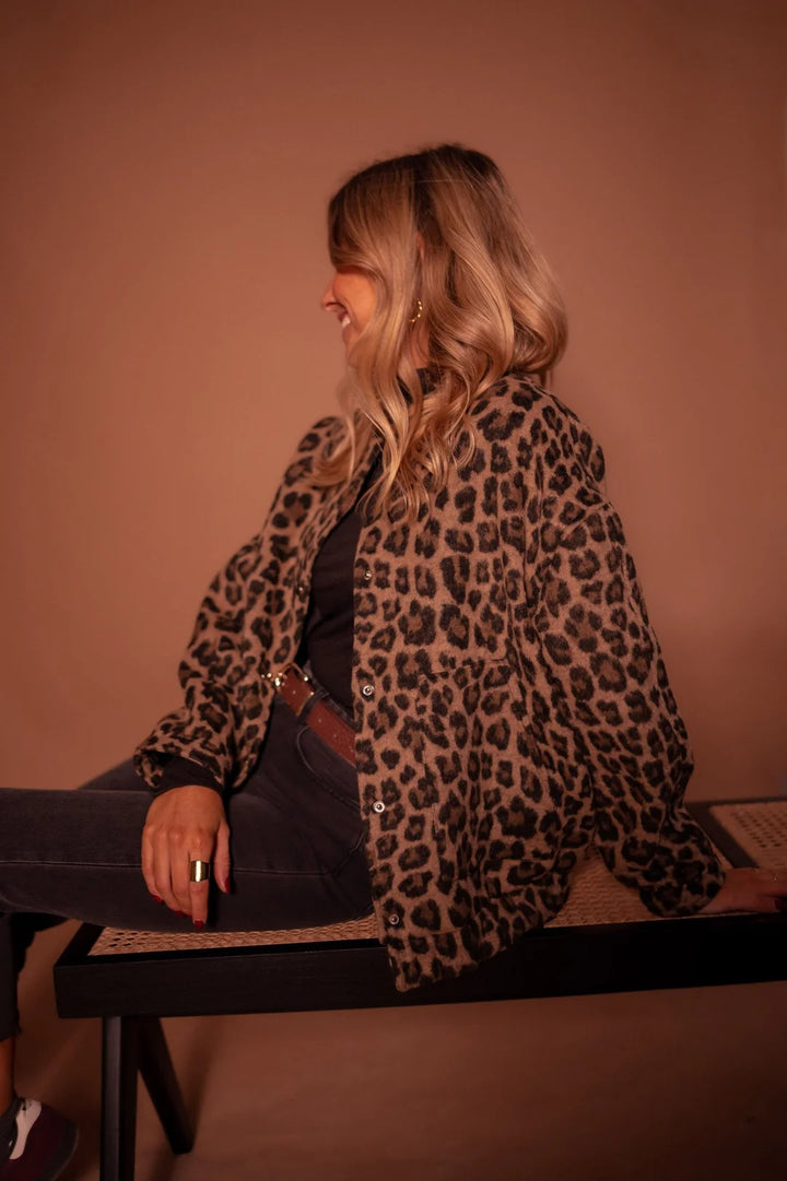 Luna | Trendy Jacket with Leopard Print